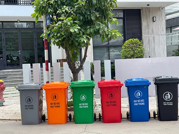 Thùng rác tại Thành Phố Hồ Chí Minh